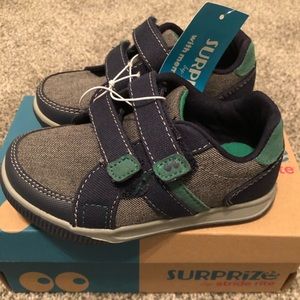 Stride rite toddler wide sneakers for boy 8
